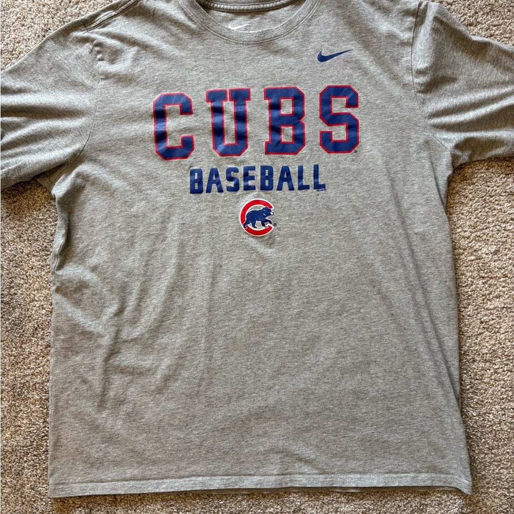 Nike Gray Cubs Baseball Men's Shirt